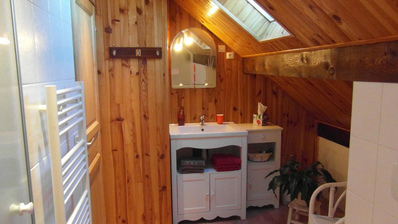 Au Vieux Tilleul Bed & Breakfast Veynes Bagian luar foto
