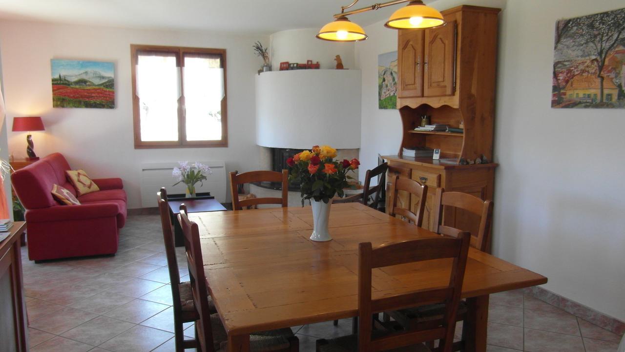 Au Vieux Tilleul Bed & Breakfast Veynes Bagian luar foto