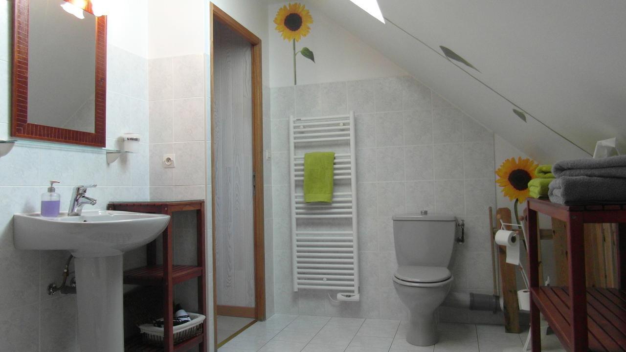 Au Vieux Tilleul Bed & Breakfast Veynes Bagian luar foto